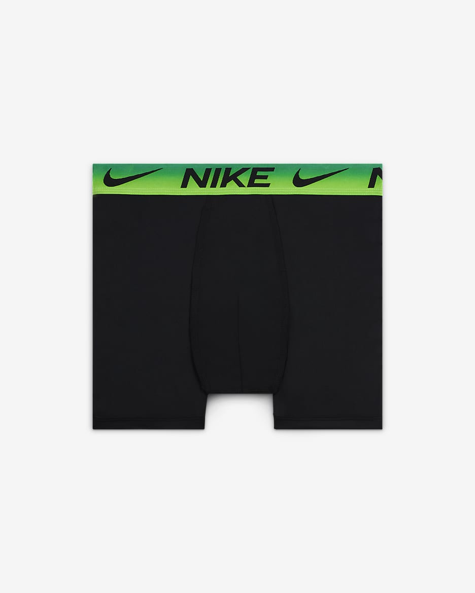 New Nike boys youth large 3-short store Bundle